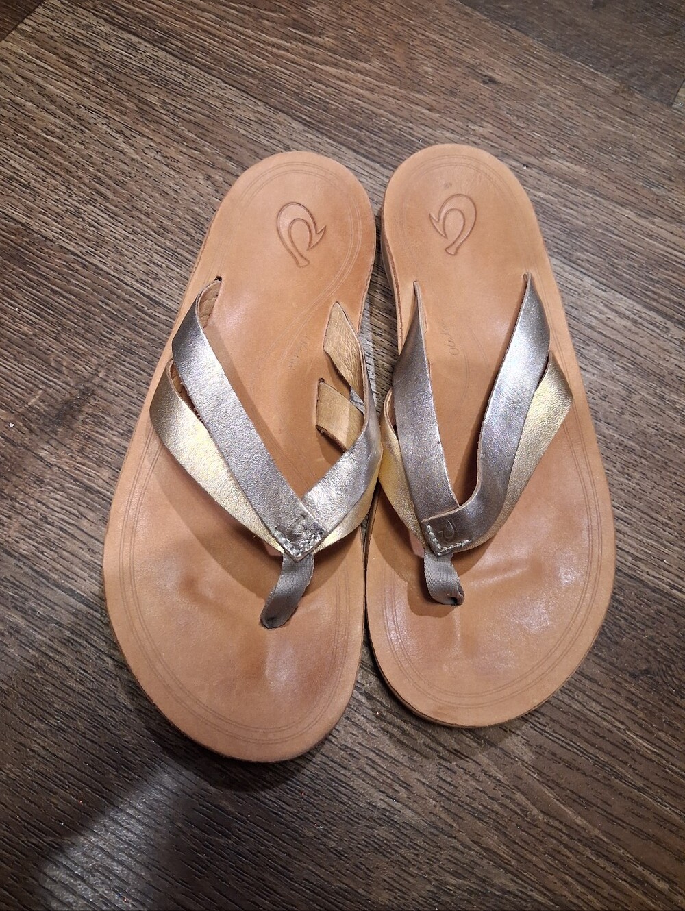Olukai Women's Kaekae Flip Flop Sz 8